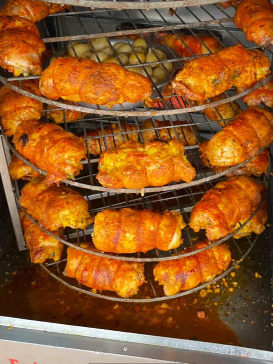 Coxa e sobrecoxa de frango assadas